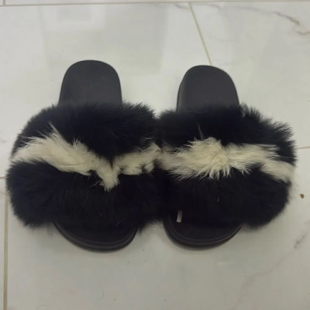 Fur Sandals - Real Rabbit Super Soft Fur - Black & White - Like New Slide Sandal
